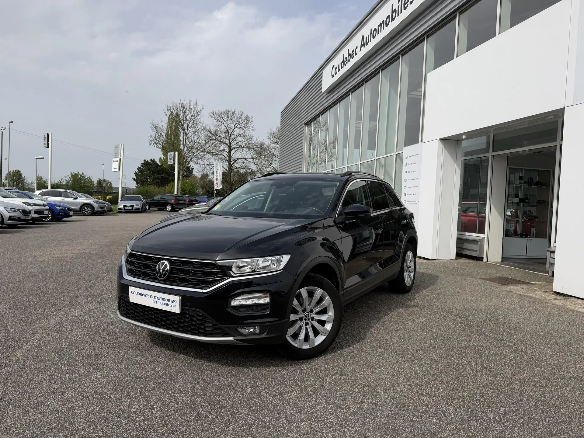 Volkswagen T-Roc d'occasion à distance immédiate de Le Havre : SUV essence 1.5 TSI 150 ch Lounge chez Caudebec Automobiles
