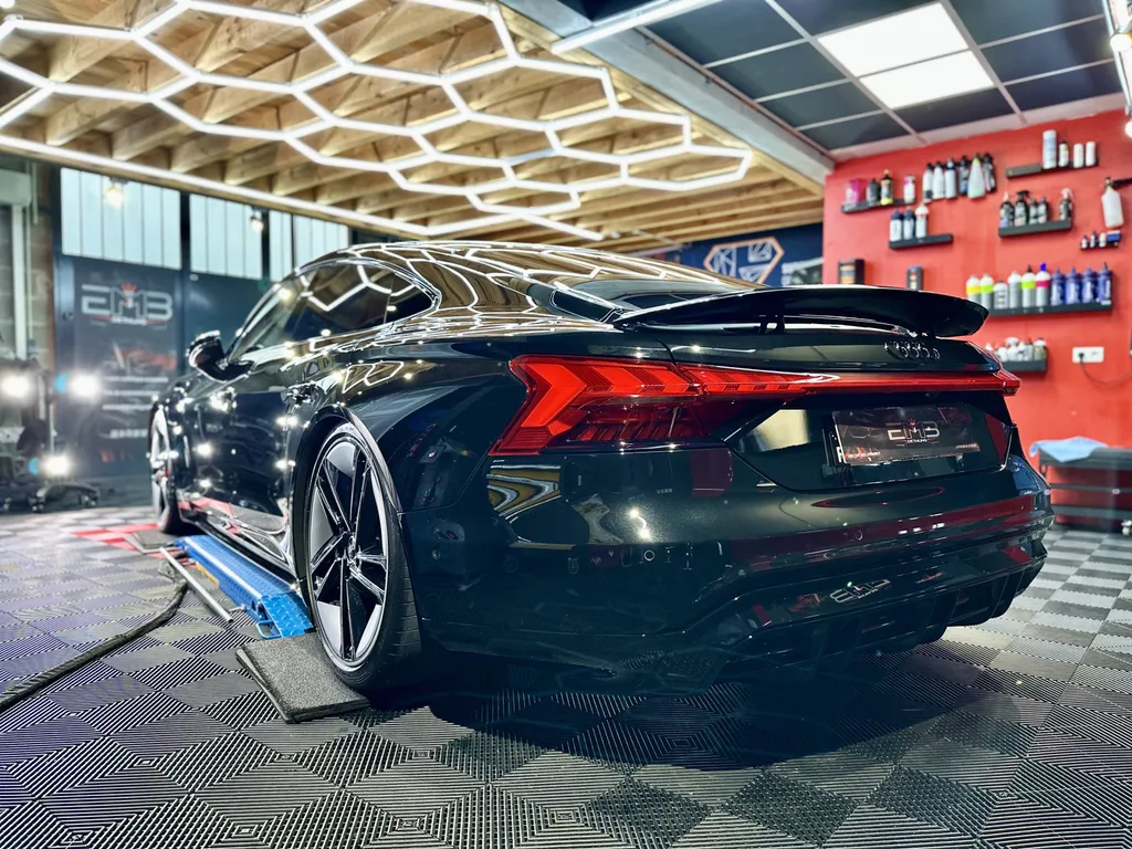 Detailing Lyon spécialiste du traitement céramique et de la protection carrosserie Audi e-tron GT