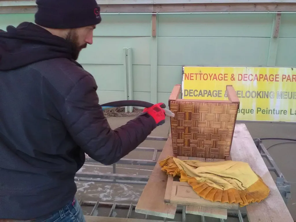 aérogommage bois bicarbonate