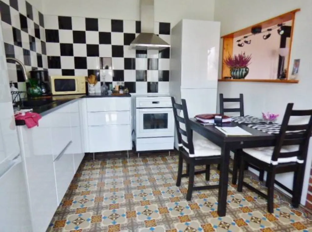 acheter maison de ville avec cour proche elbeuf 76