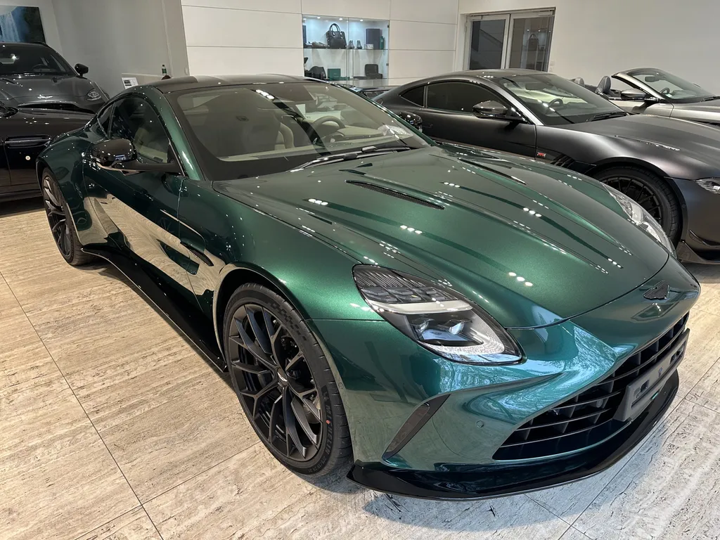 Film de protection PPF Aston Martin Vantage spécialiste de la protection carrosserie sur l’Ouest Lyonnais proche Tassin la demi lune 