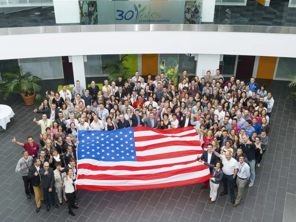 Photo de groupe Sanofi Genzyme prise par un photographe professionnel à Lyon