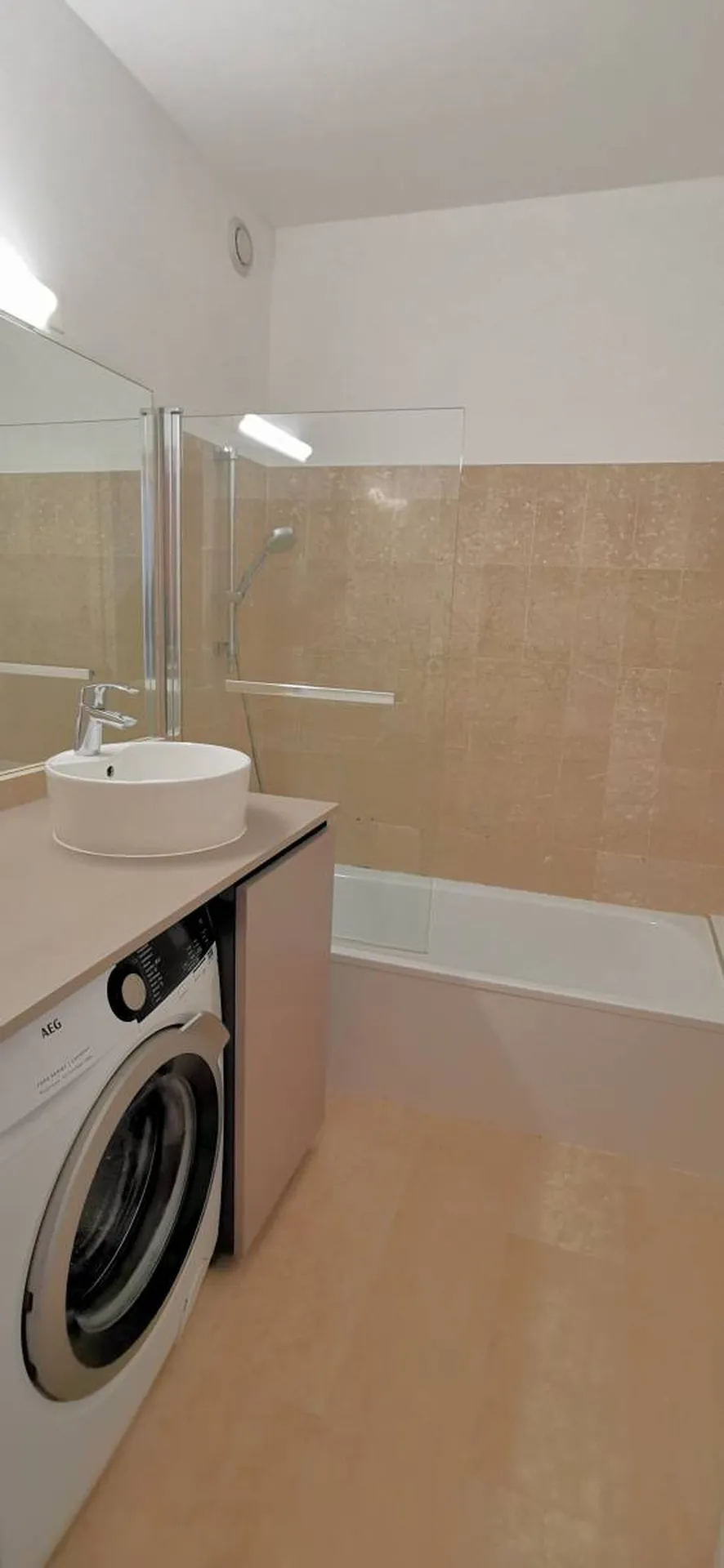 Vente appartement T2 Cassis  avec jardin et parking privé dans résidence de standing sécurisée