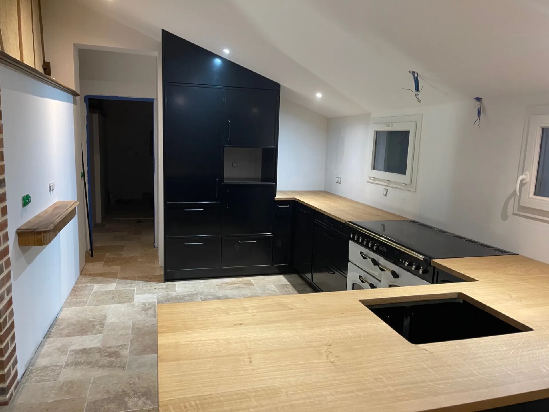  Fabrication et pose d'une cuisine sur-mesure à Bordeaux