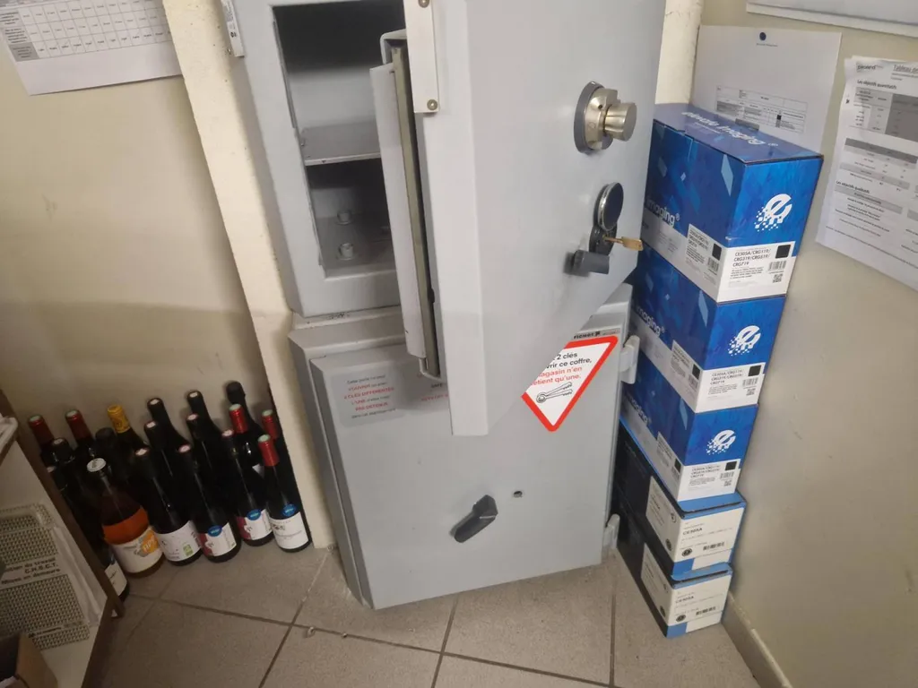 depannage d'un coffre-fort bloqué sur evreux par teh