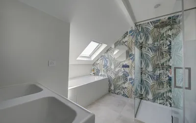 Exclusivité élégante maison meublée avec des prestations contemporaines entre le  lycée international de Saint-Germain-en -Laye et le centre-ville de Saint-Germain-en-Laye.