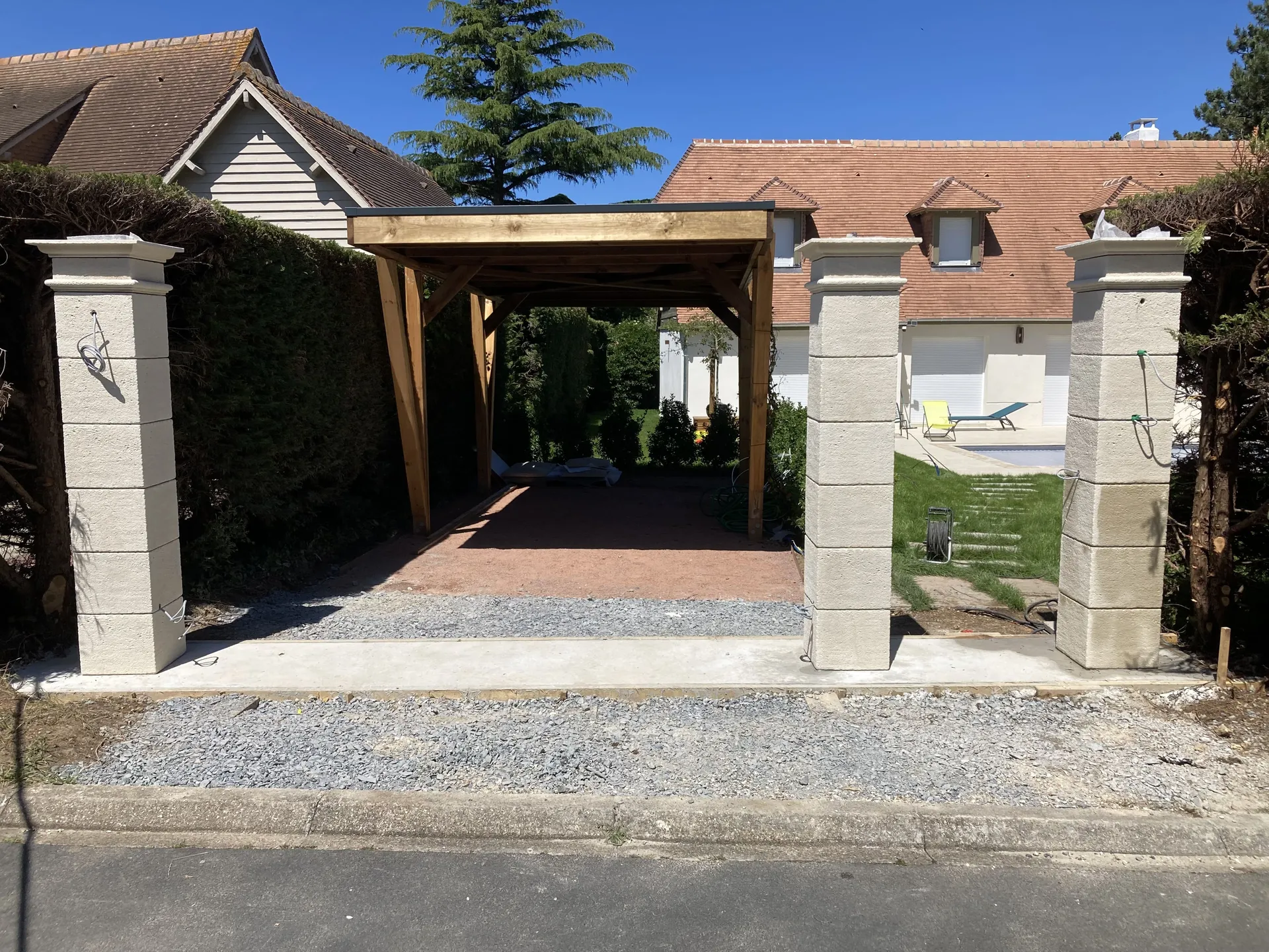 Installation de Murets en Maconnerie, Piliers de Portails en Briques et Soubassements en Béton au Havre et sa région ou agglomération en Seine-Maritime 76