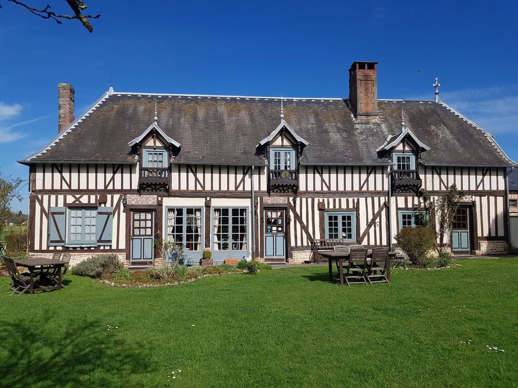 Acheter une maison ancienne de caractère non isolée et à proximité des commerces 27260 CORMEILLES