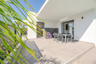 Maison 5 pièce(s) 3 chambre(s) 195 m² Saint Aygulf (83370)