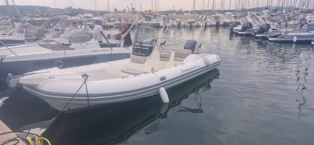 A vendre semi-rigide d'occasion Capelli Toulon