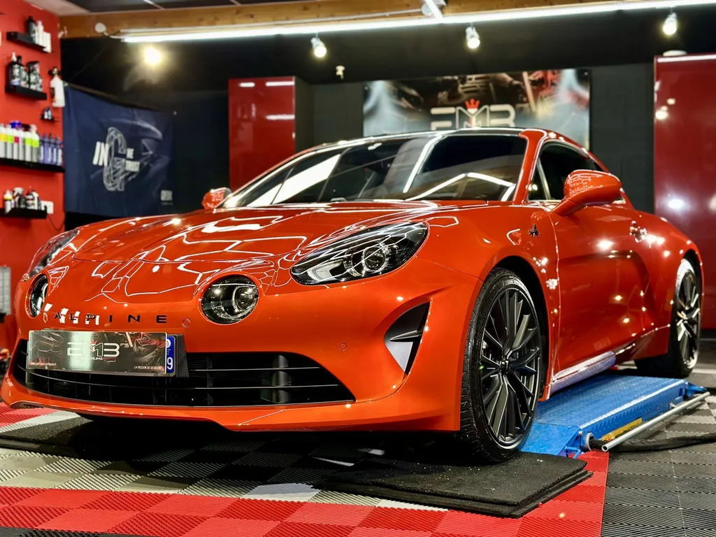 Spécialiste Protection carrosserie film PPF et traitement céramique Lyon Alpine A110 