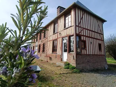 Vente d'une Maison de Maître installée sur plus de 3 hectares de terres, proche des commodités de Cormeilles 27260