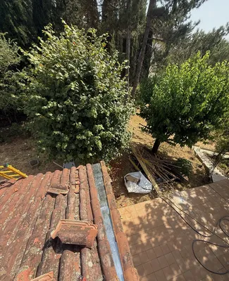 artisans zingueurs pour pose de Couloir en Zinc à Castres près d'Albi Pose et Rénovation par des Artisans Compagnons du Devoir, Devis Gratuit Personnalisé