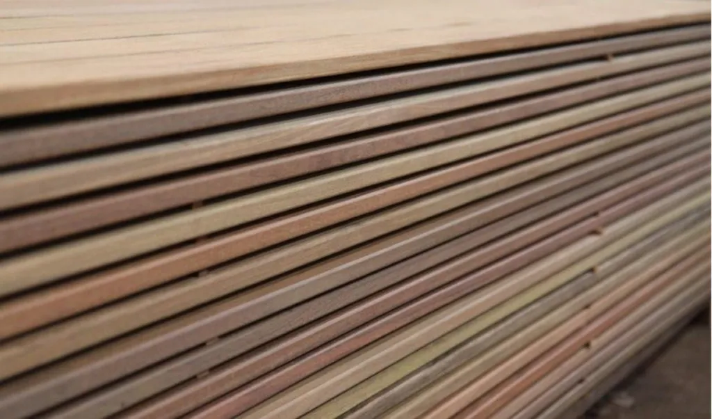 Lames de Terrasse ( Modèles à voir sur demande )