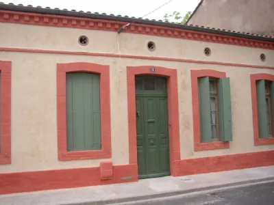 Brique en BADIGEON DE CHAUX DE TERRE DU MONDE