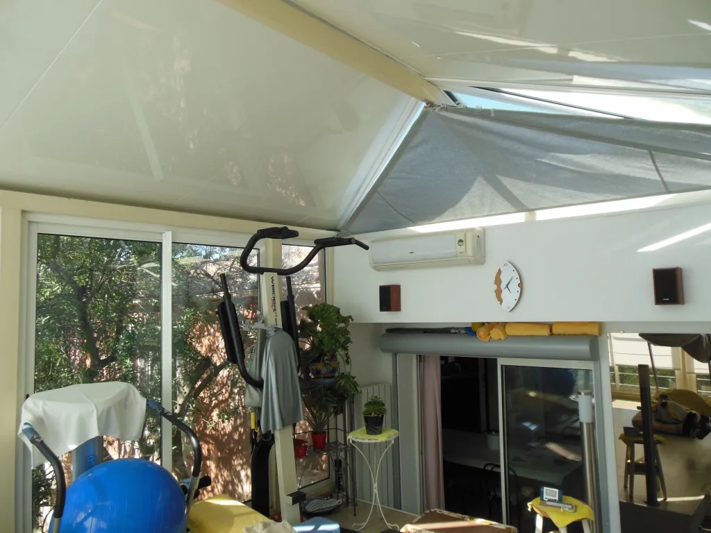 CHARPENTE METALLIQUE POUR VERANDA LANCON DE PROVENCE