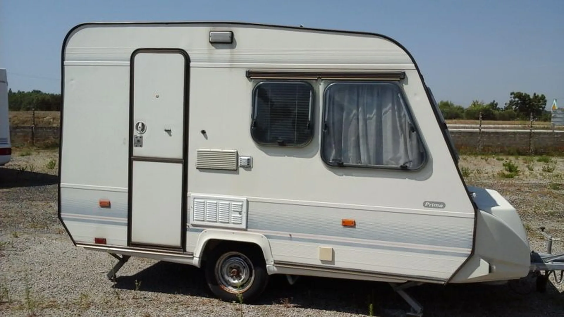 Adria prima a lancon de provence 13680