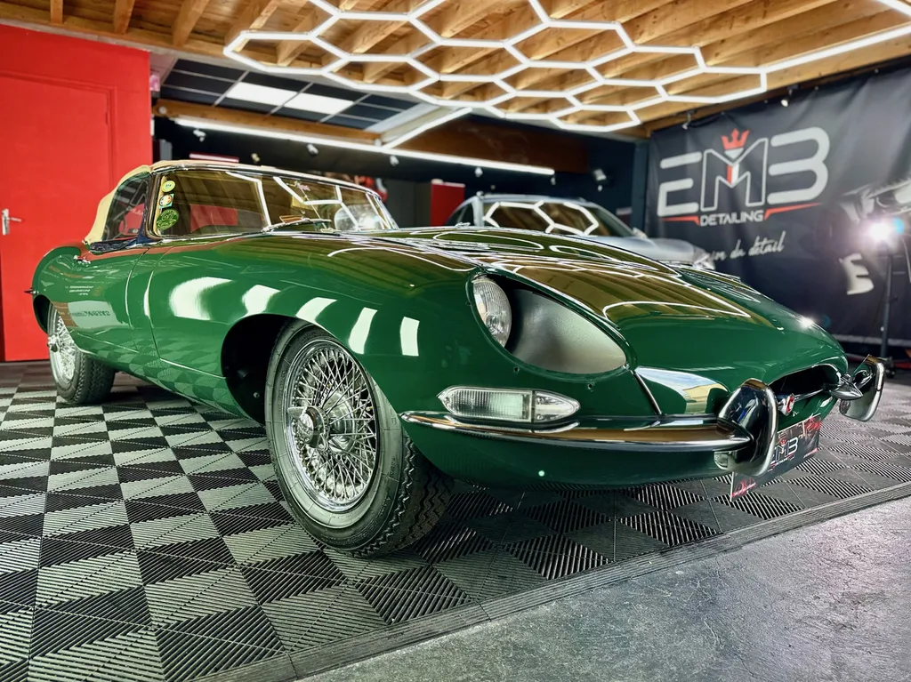 Detailing auto ouest lyonnais proche Limonest spécialisé Jaguar