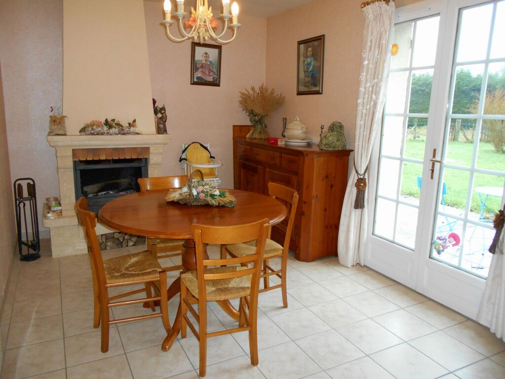 MAISON A VENDRE AVEC TERRAIN POUR ANIMAUX, LISIEUX, PAYS D'AUGE