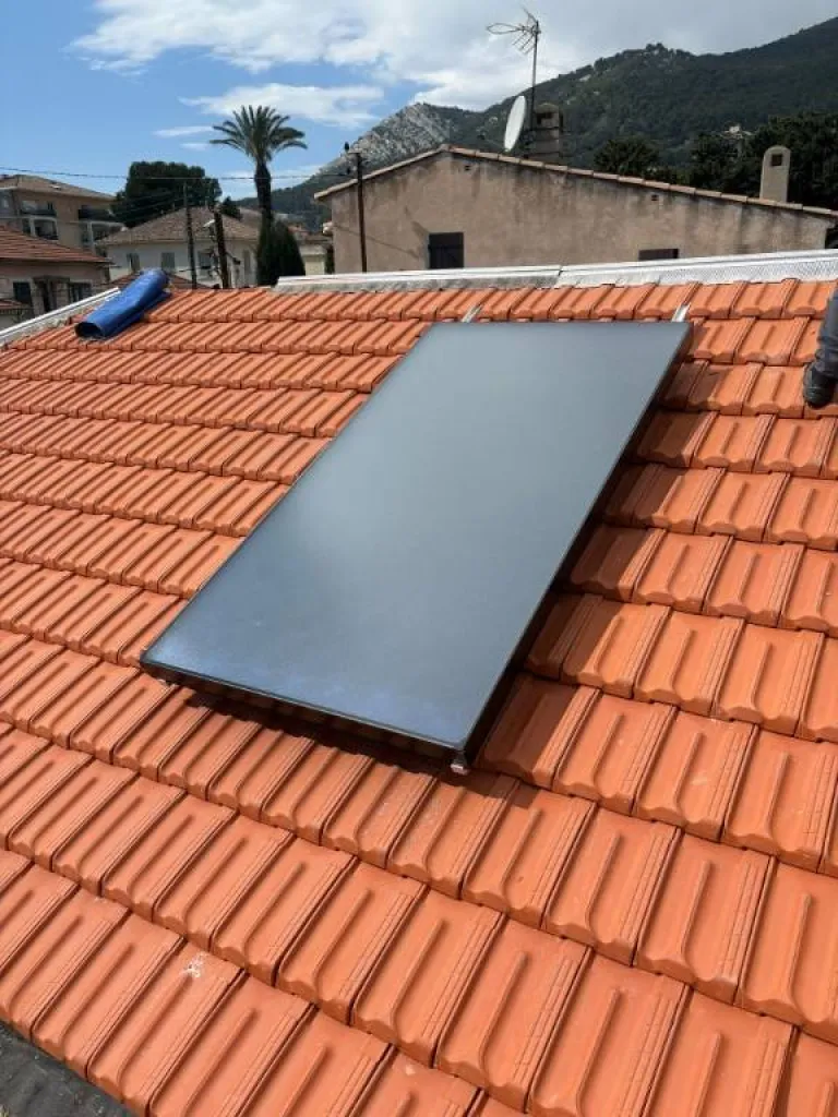Pose d'un chauffe eau solaire dès 6 990€ avec Provence Energie Solaire Services 
