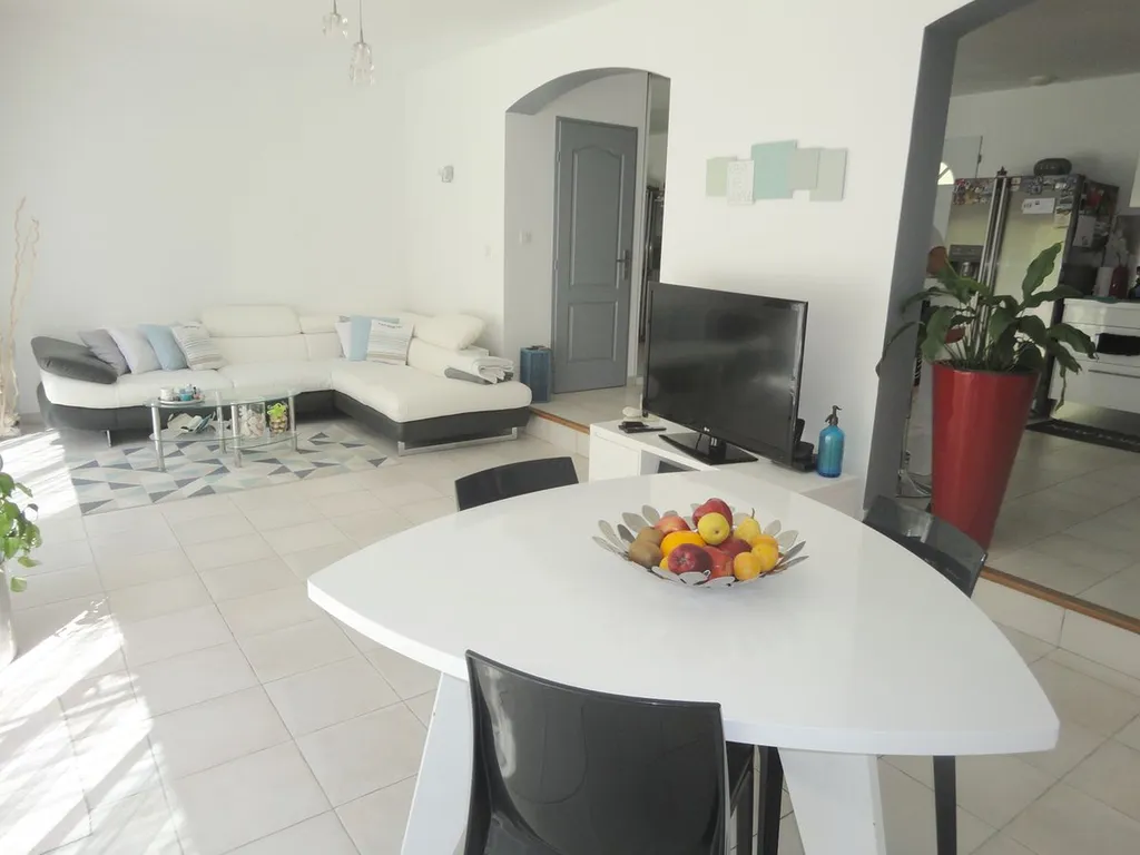 ROQUEFORT LA BEDOULE MAISON A VENDRE