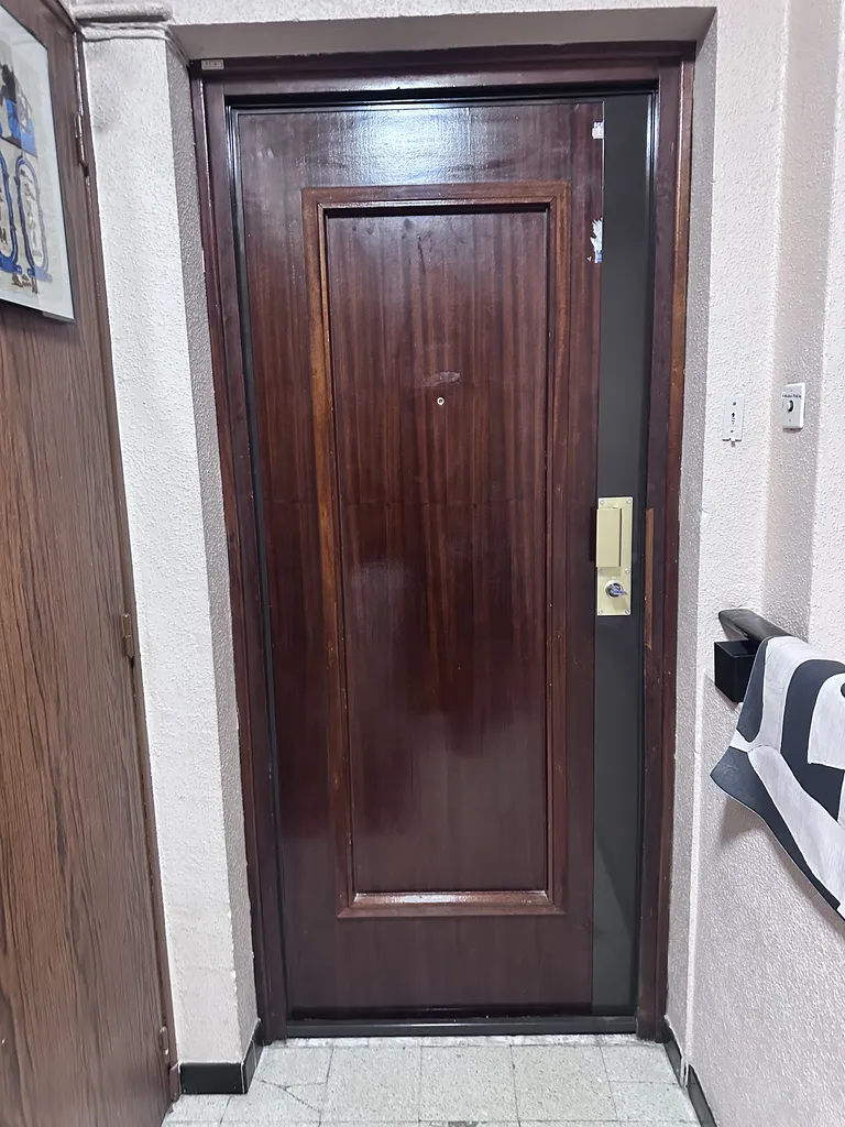 Super blindage de porte vue extérieur