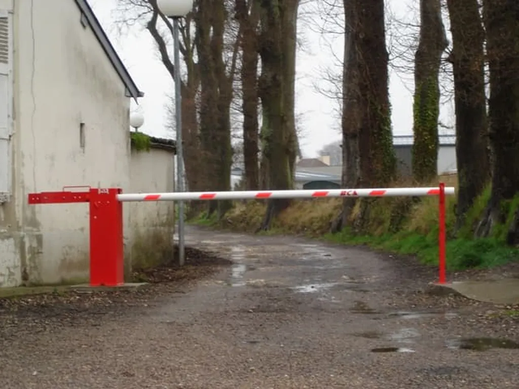Installation de Systèmes de Contrôle accès barre levante, Bornes Automatiques et Tourniquets à Rouen et sa région ou agglomération en Seine-Maritime 76