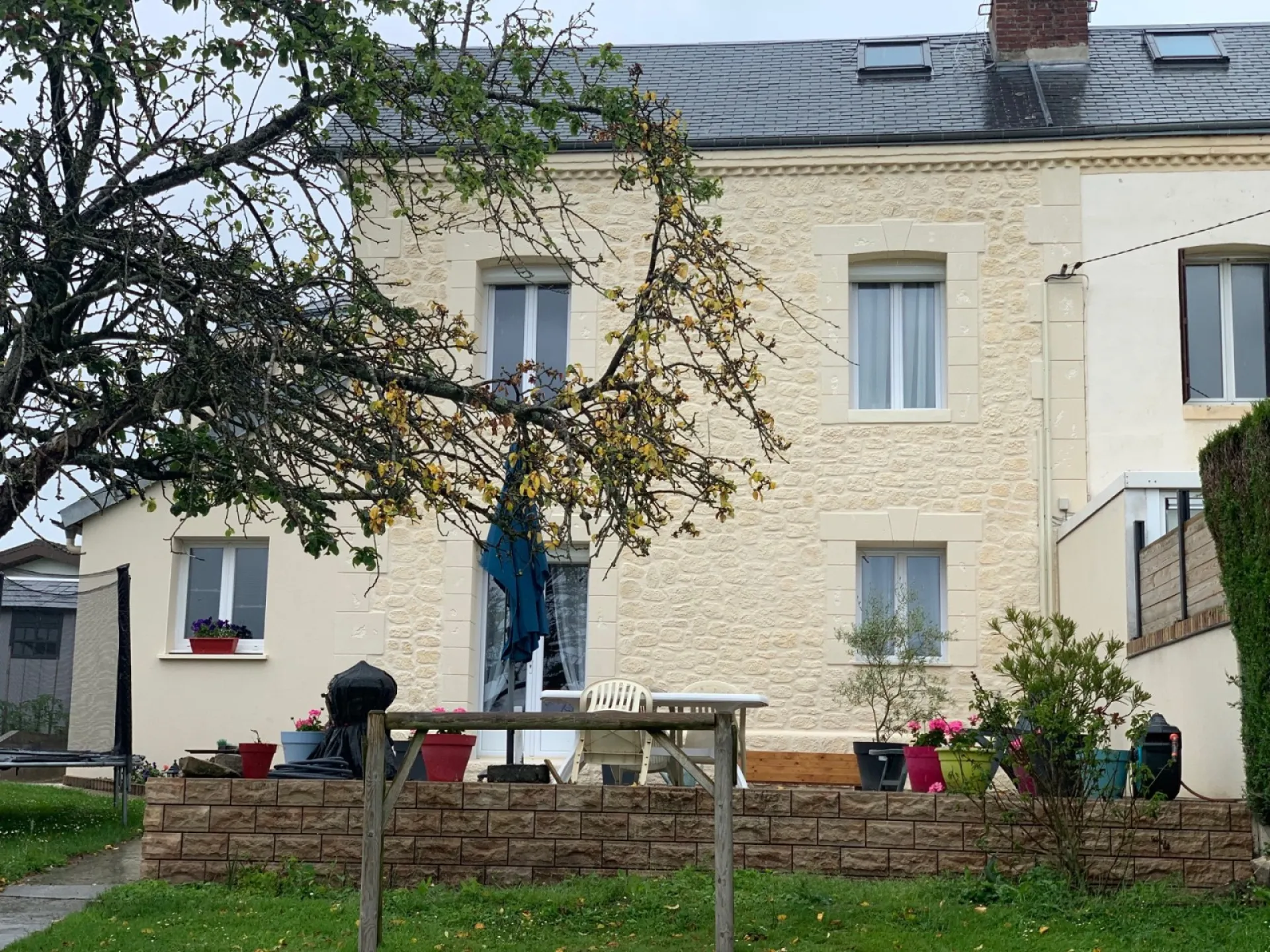 Prix pour l'isolation thermique par l'extérieur avec enduit sur maison ancienne à Montivilliers proche Le Havre 76