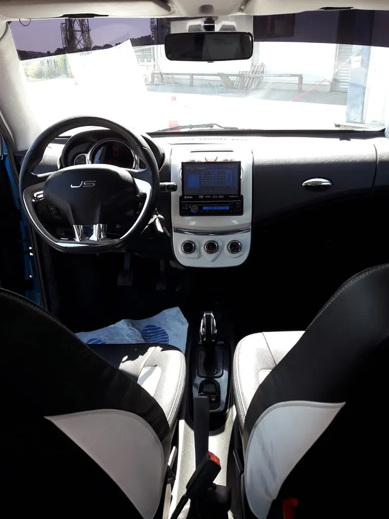 Voiture sans permis occasion Plan de campagne Ligier JS50 Elegance DCI 