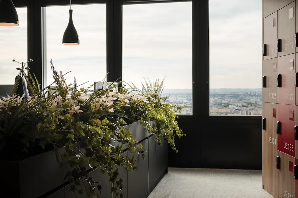 Jardinière design végétal – jardinière décorative sans entretien à Marseille, Région PACA pour bureaux, terrasses et espaces professionnels végétalisés.