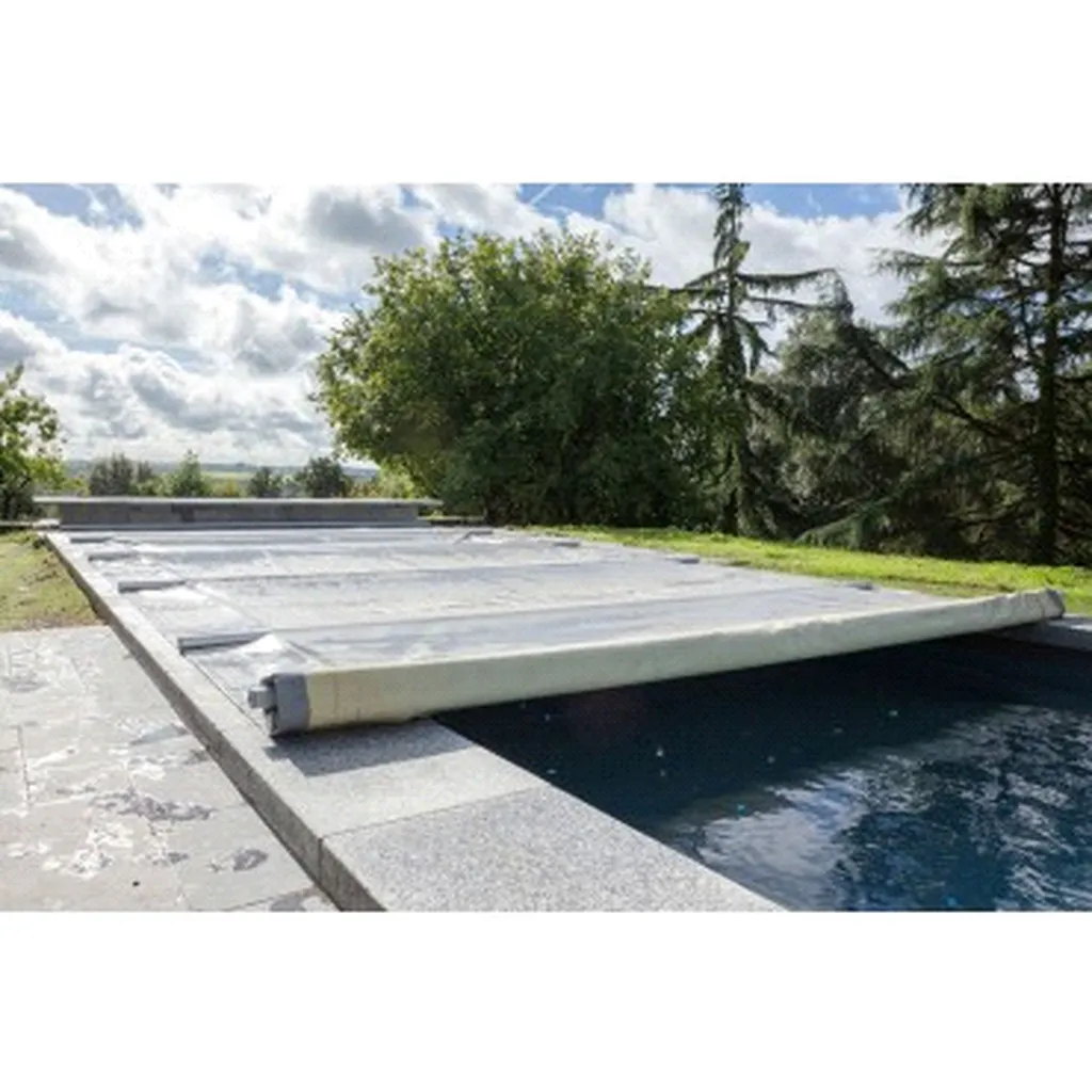 Trouver couverture a barre pour piscine Bordeaux 