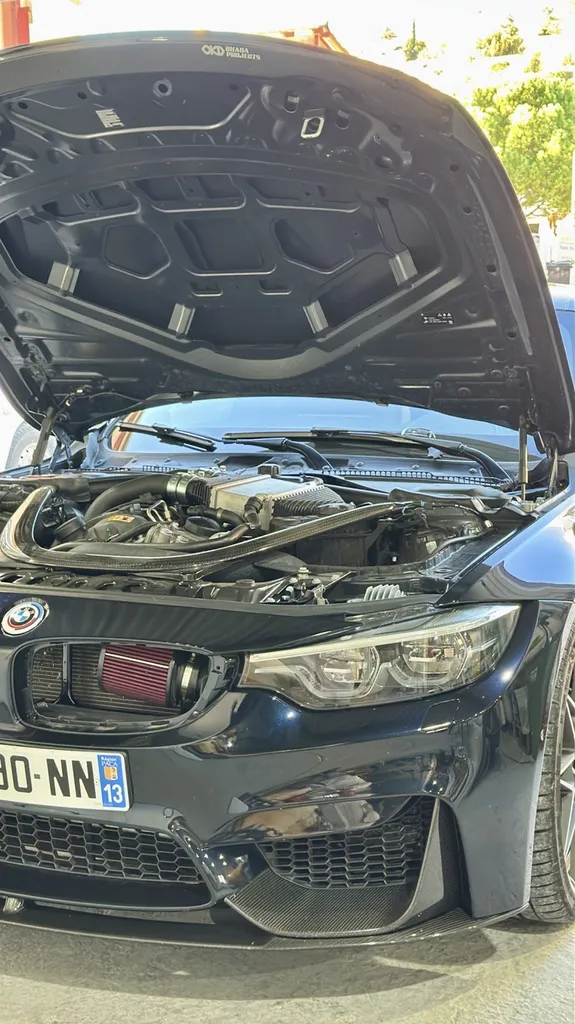 Préparation esthétique et performance sur BMW M3 Competition dans notre atelier à Carnoux proche de Aubagne