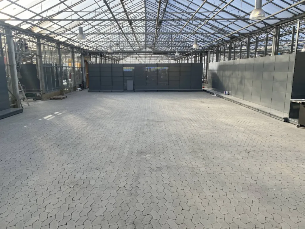 Pose de pavé pour un magasin à Geispolsheim, près de Strasbourg 