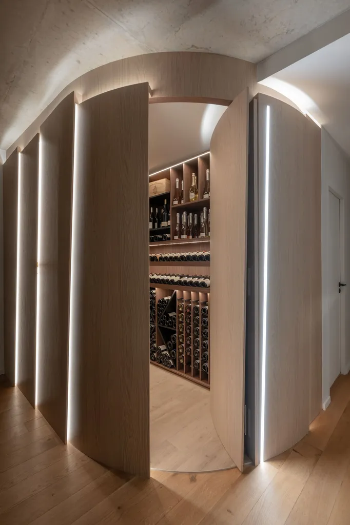 Réalisation d'une cave à vin sur mesure avec système de refroidissement et humidification dans une villa à Collonges au Mont d'Or dans l'ouest lyonnais