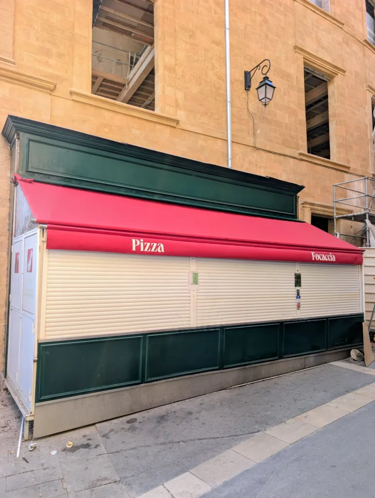 Réféction point de vente Porzione Aix en Provence