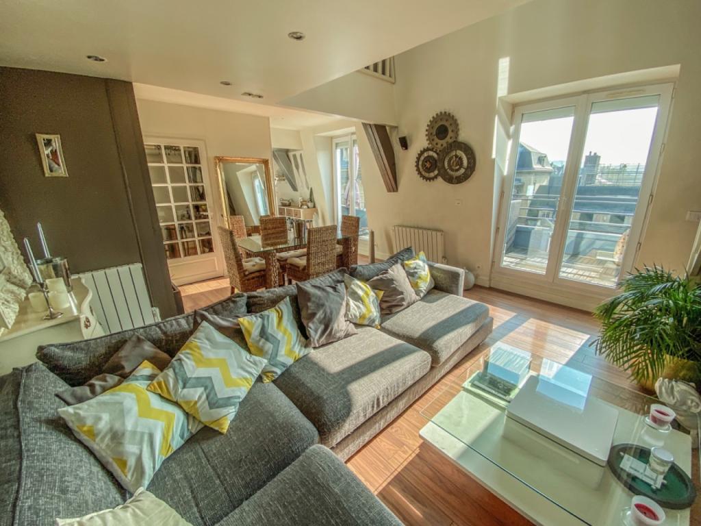 Appartement avec terrasse en hyper centre de ROUEN rive droite  76 000