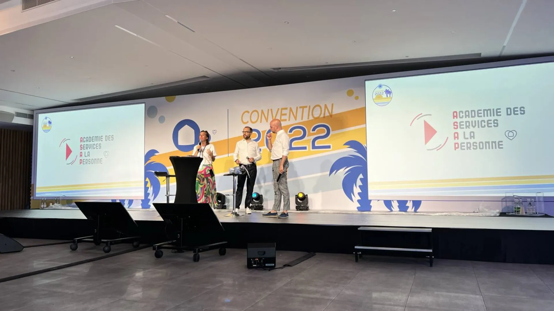 location podium scéne praticables à toulon dans le var