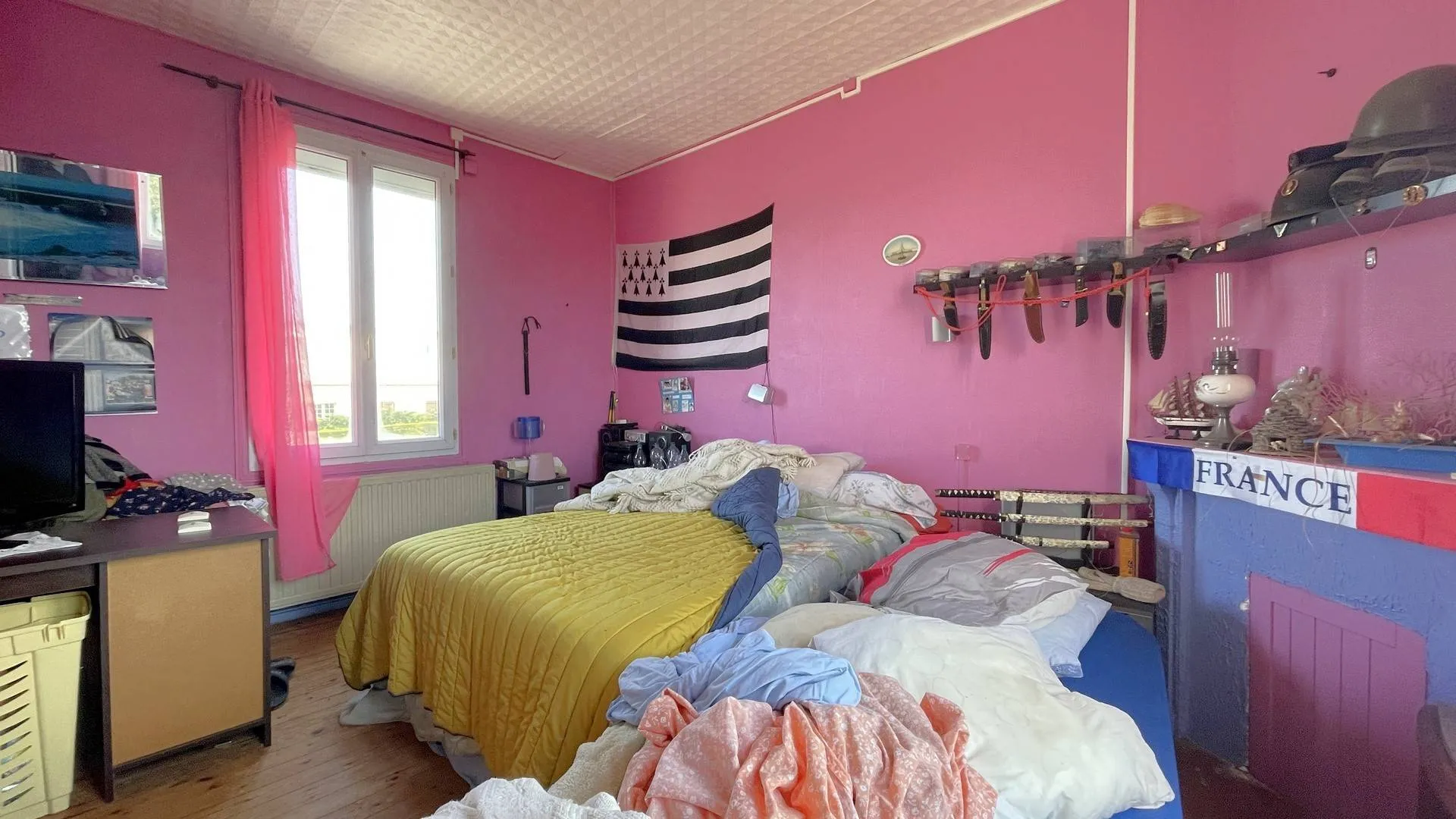 Bien immobilier à rénover à Dieppe, idéal investissement locatif : Un projet intéressant à proximité immédiate des commerces et des transports.