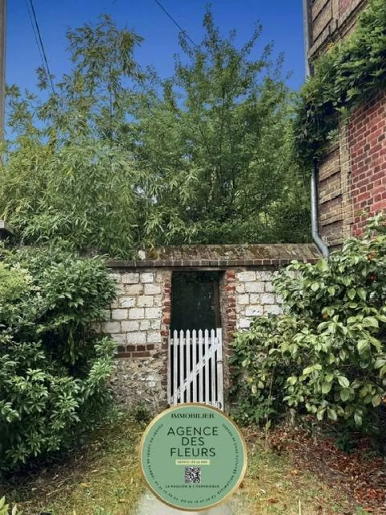 A SAISIR Maison de Maître de 150 m² SUR 767 m² DE TERRAIN SUR LA COMMUNE DE SAINT AUBIN LES ELBEUF 76410