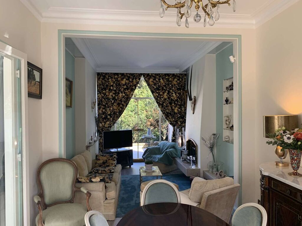 SUD PAYS D'AUGE (CALVADOS) MAISON DANS VILLAGE AVEC TOUS COMMERCES