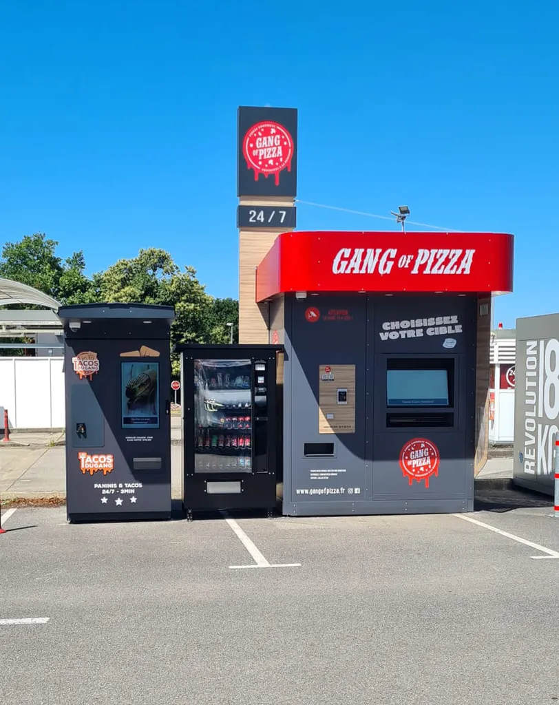 GPE 50 - Distributeur automatique snacks et boissons Gang of Pizza