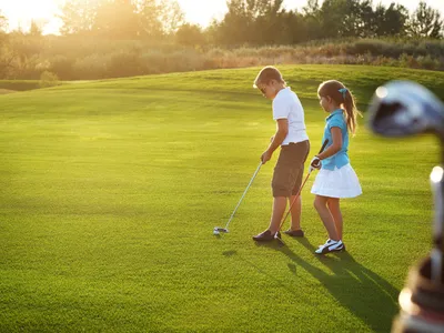 Stage de golf pour enfants à Cabourg en Normandie