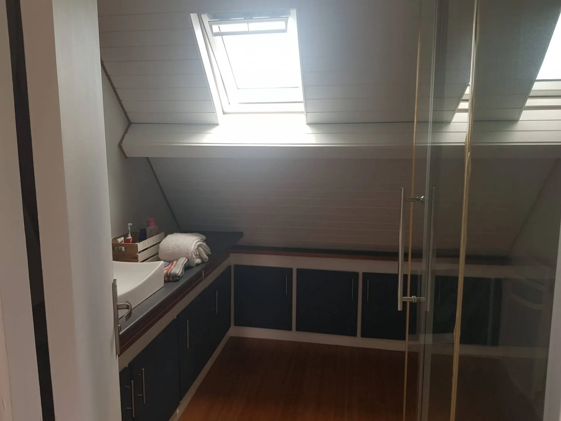 VENDU Maison contemporaine, Bourg paisible, toutes commodités, à proximité de Dieppe, et des plages de la côte d'Albatre