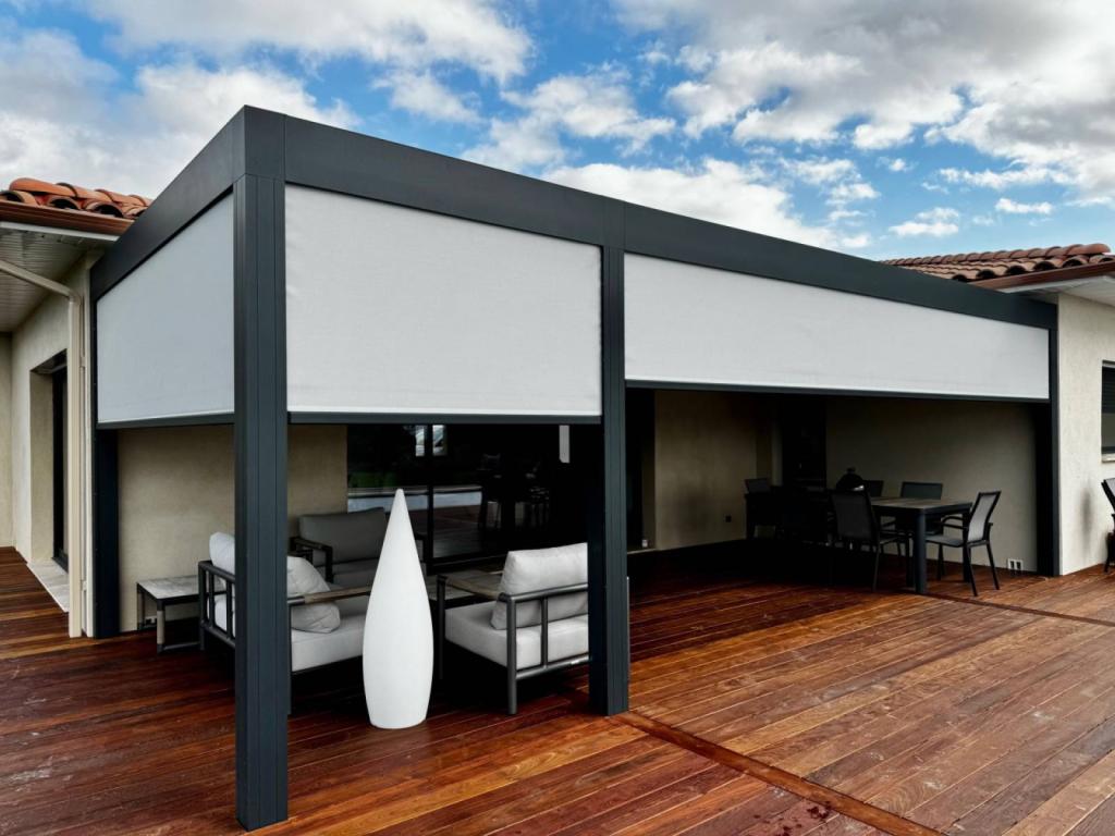 Store extérieur pour pergola Renson