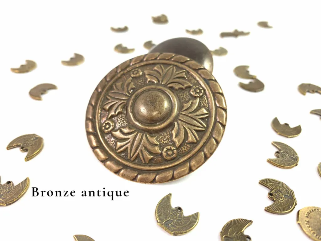 Bronze antique