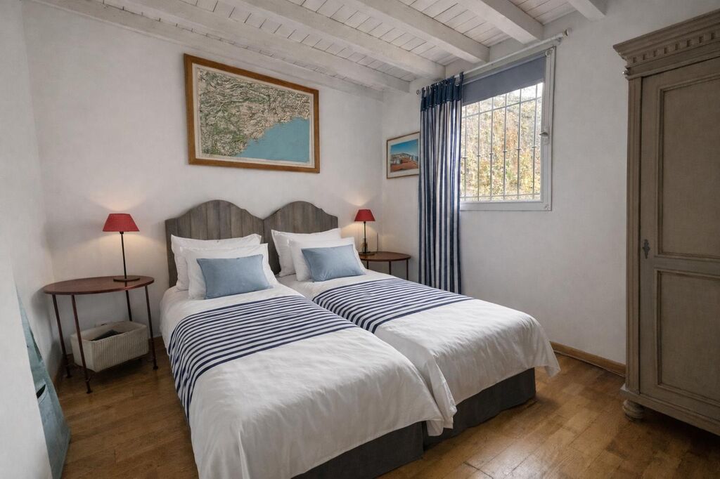 Appartement d’exception avec cour privative et garage – Centre-ville de Dieppe – Normandie – France