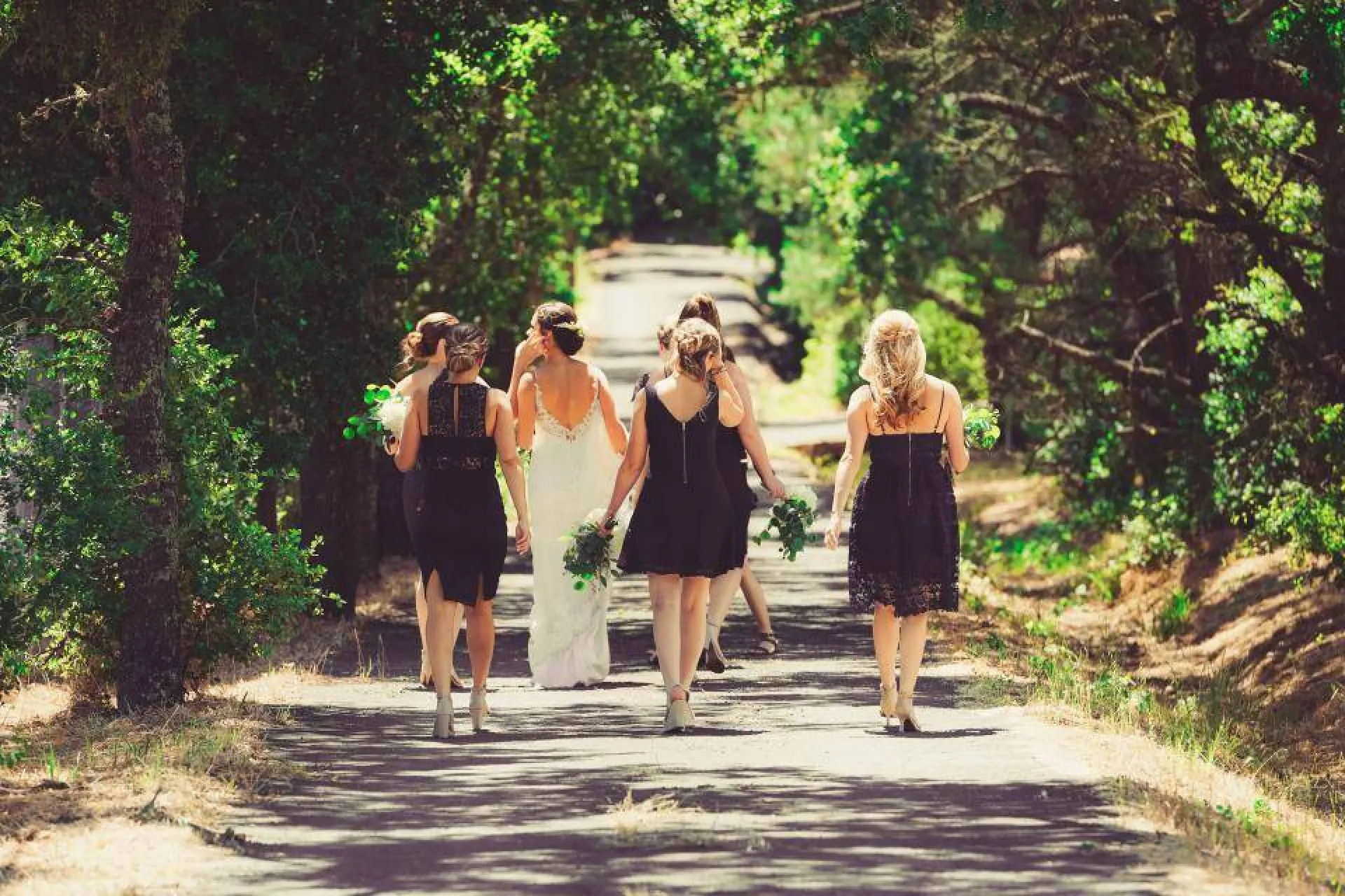 Engager une Wedding Planner pour l'organisation et la coordination de son mariage sur mesure en Nouvelle Aquitaine proche de Bordeaux Triangle D'or, et profiter de sa journée sereinement 