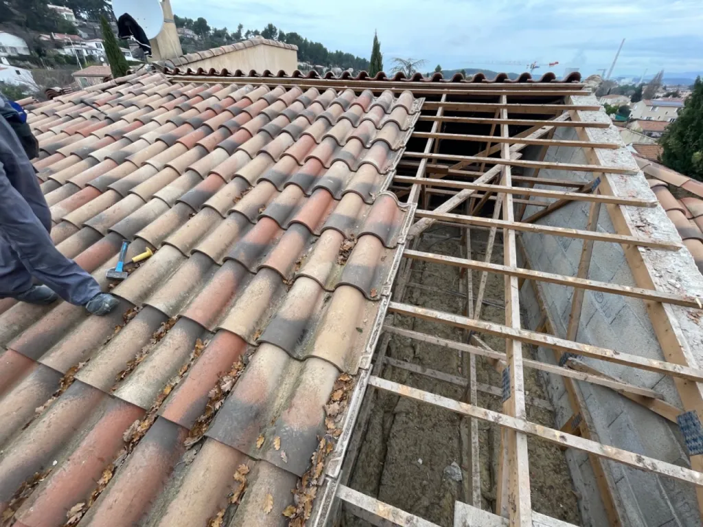 dépose toiture près de martigues