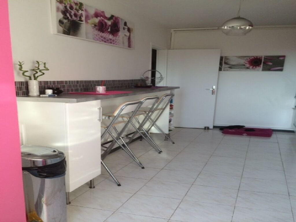 A vendre appartement 3/4 Aubagne proche centre dans résidence fermée avec piscine