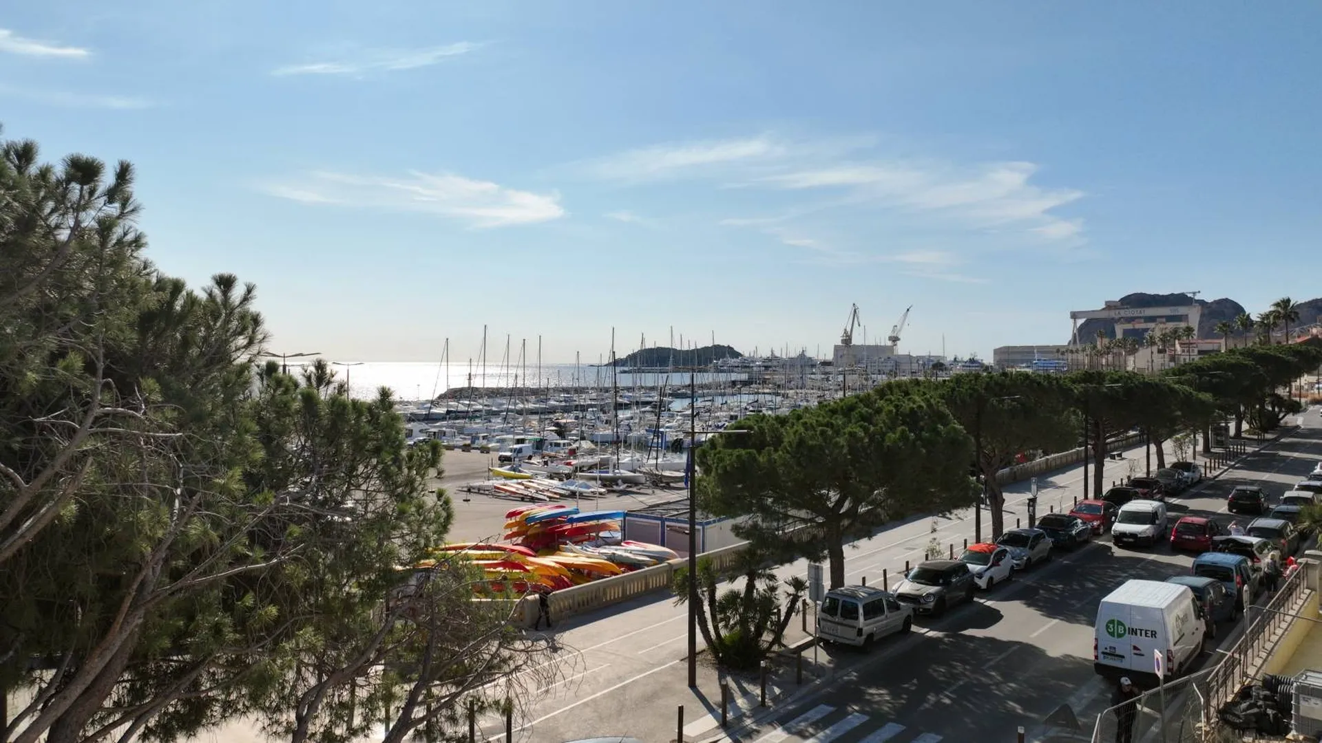 Vente appartement T3 La Ciotat  2 éme étage avec terrasse - B21